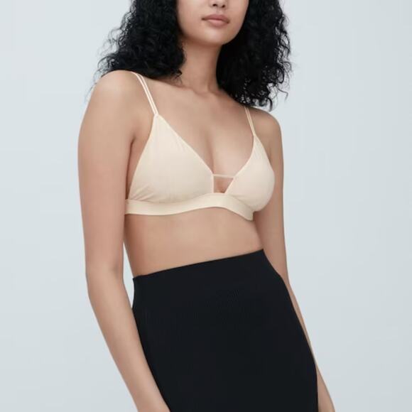 Mame Kurogouchi x Uniqlo Wireless Bra (Sheer Triangle) in Natural - Picture 1 of 12